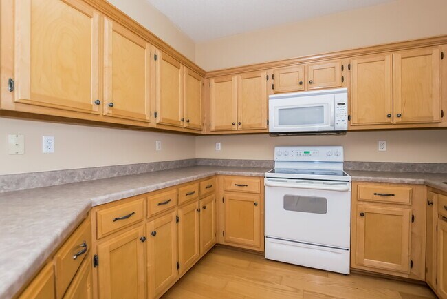 Building Photo - 6029 Berretta Cove