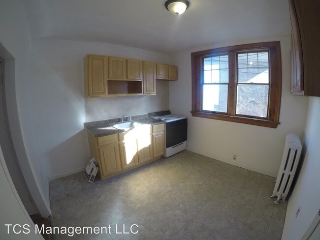 Building Photo - 3 br, 1 bath House - 6448 Lansdowne Ave