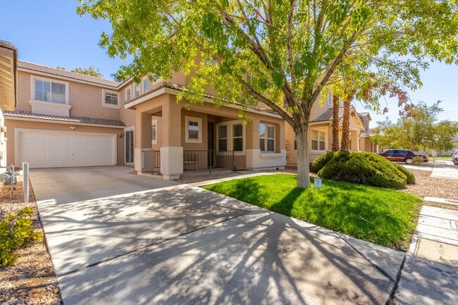 Foto del edificio - Beautifully Updated 3 Bedroom Southeast Ve...