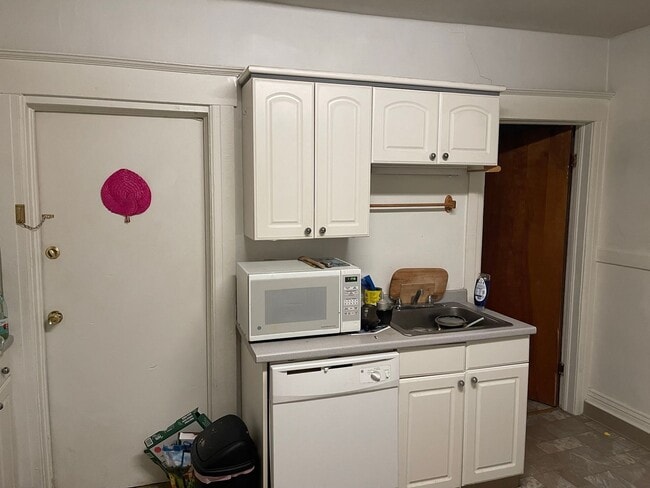 Building Photo - 231 Ashworth Pl