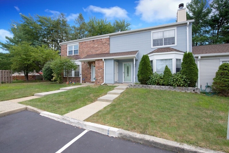 66 Percival Ct, Old Bridge, NJ 08857 Townhome Rentals in Old Bridge