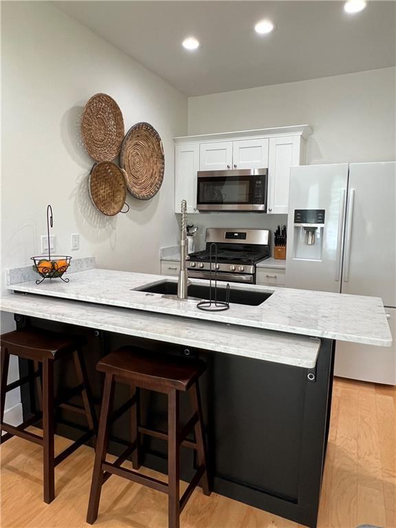 Foto del edificio - 804 N Main St