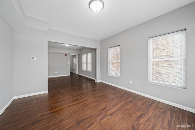Building Photo - 157 N Eastern Ave