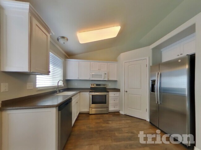Building Photo - 4199 S 3250 W