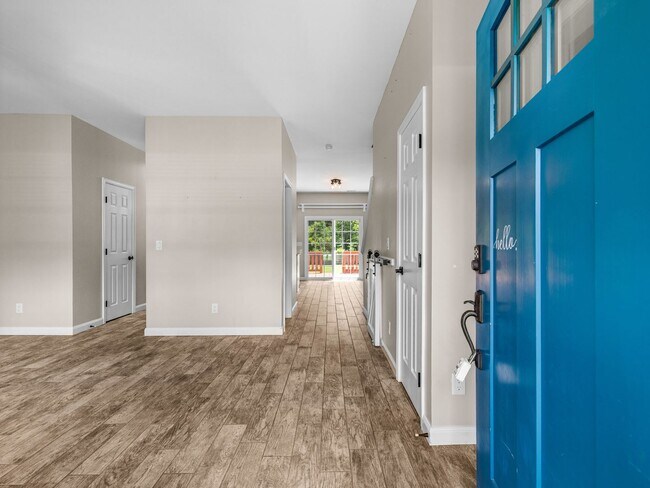 Foto del edificio - 156 Old Beechtree Ln