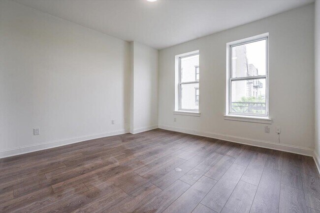 Foto del edificio - 157 14th St