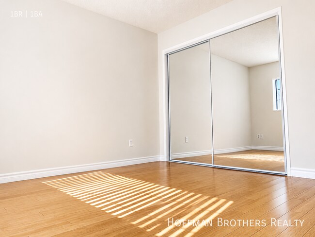 Foto del edificio - 9801 Tabor St