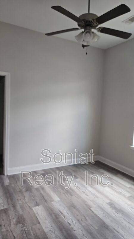 Building Photo - 9431 Colopissa Street
