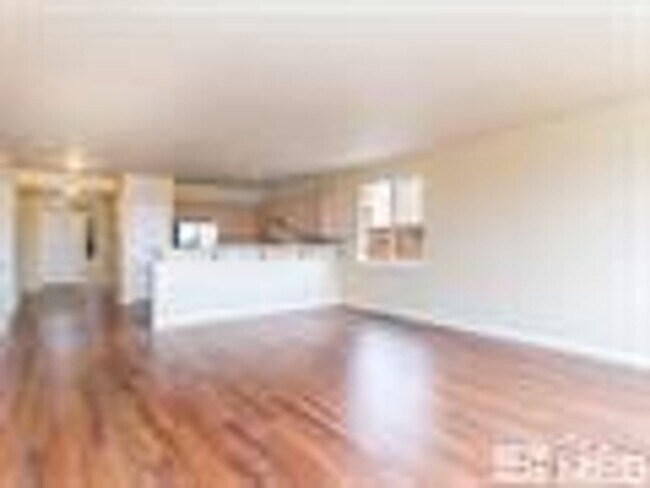 Building Photo - Centrally located in Sparks