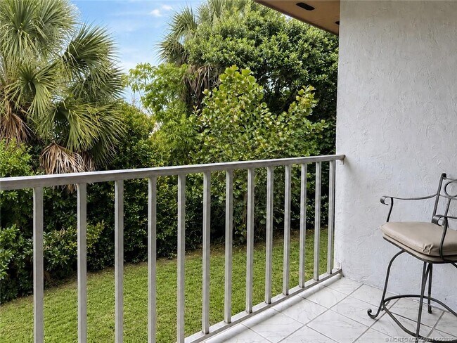 Foto del edificio - 615 NW Oleander St