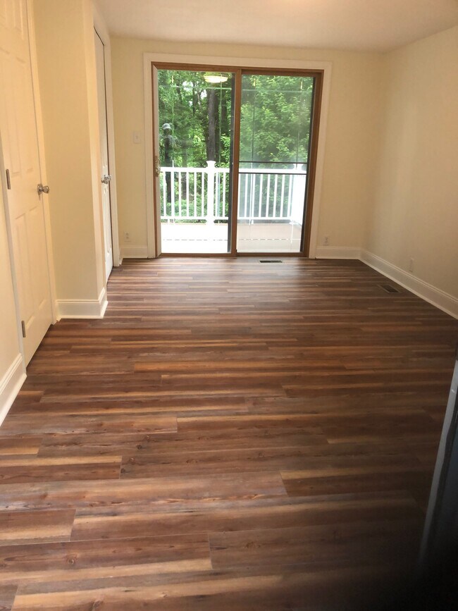 Building Photo - 438 W Ingomar Rd