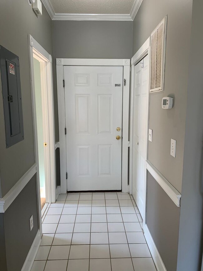 Foto del edificio - 1 Bedroom Condo in Magnolia place