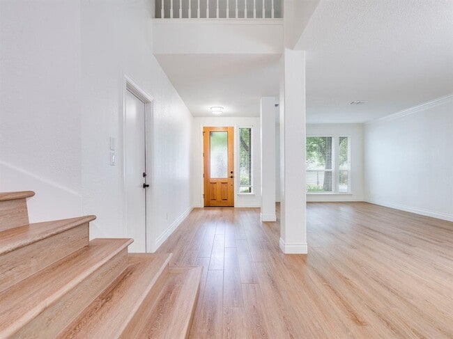 Foto del edificio - 6318 Zadock Woods Dr