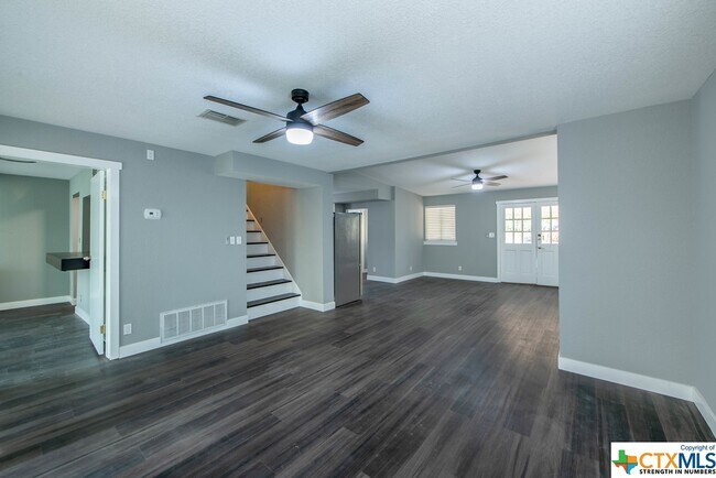 Building Photo - 636 Cypress Ridge Rd