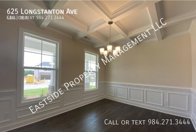 Foto del edificio - 625 Longstanton Ave