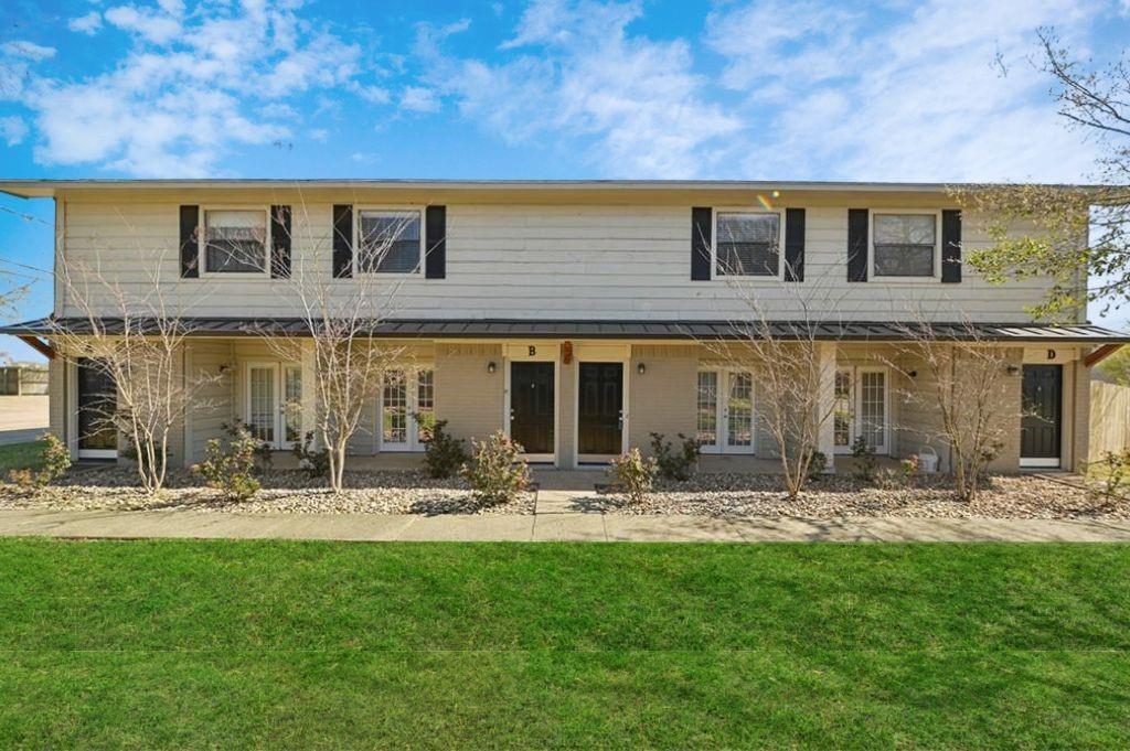 Foto principal - 1403 Airline Dr