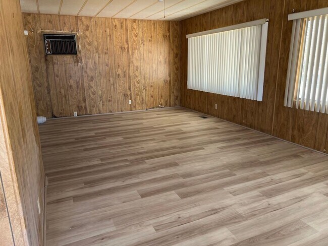 Foto del edificio - 2 Bedroom Manufactured Home in Bullhead City