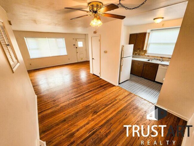 Building Photo - 2 bedroom apartment in NE Philadelphia