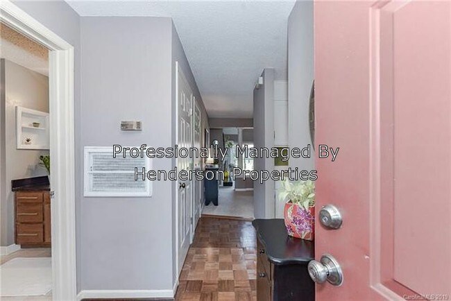 Building Photo - 9037 J M Keynes Dr