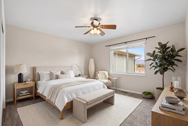 Foto del edificio - 1482 Youngfield St