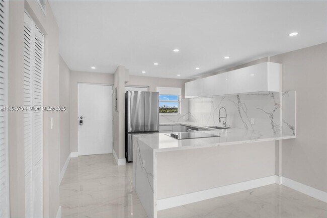 Foto del edificio - 1331 Lincoln Rd