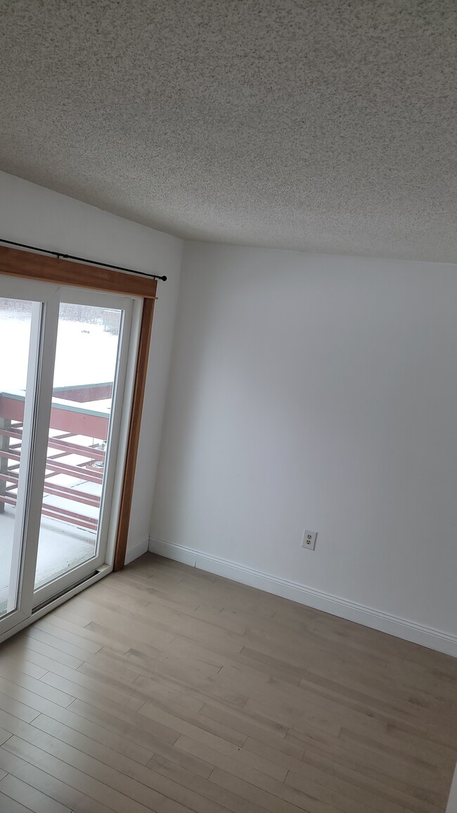 Building Photo - 238 Husson Ave