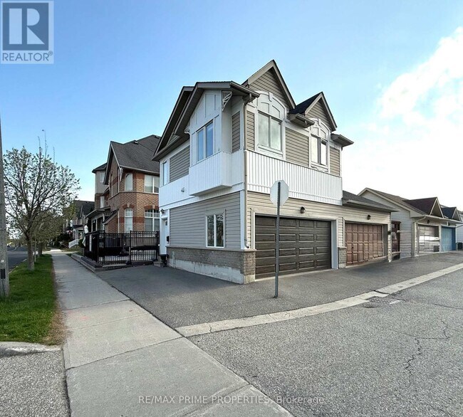 Building Photo - 46 Glendennan Ave