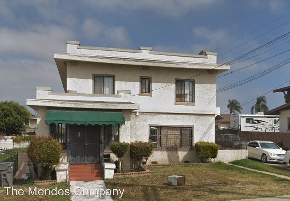 Primary Photo - 425 E 1st St