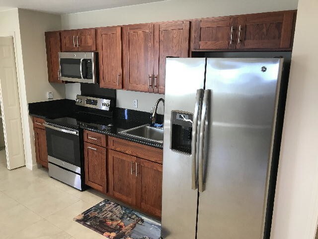 Building Photo - HANAI LOOP 2/1/1 A/C, W/D, Cfan, W/D