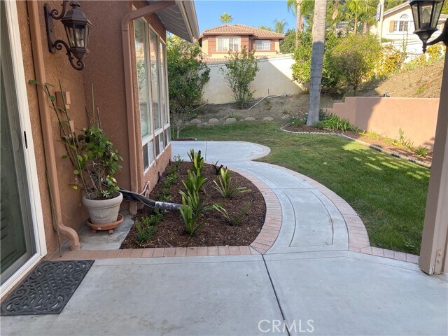 Building Photo - 904 S Creekview Ln