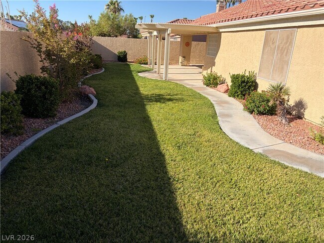 Building Photo - 5708 Owl Butte Ct