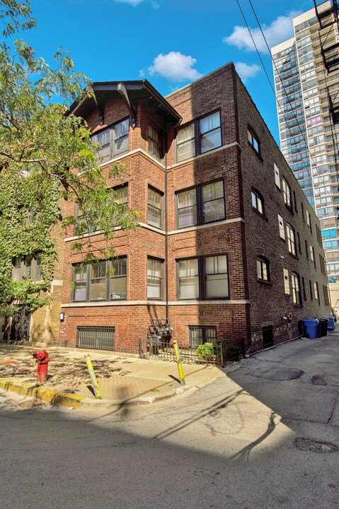 Foto principal - 3153 N Hudson Ave