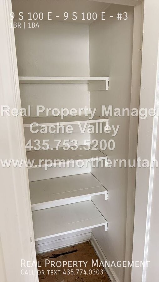 Building Photo - 9 S 100 E