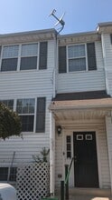 Building Photo - 136 Wimbledon Ct