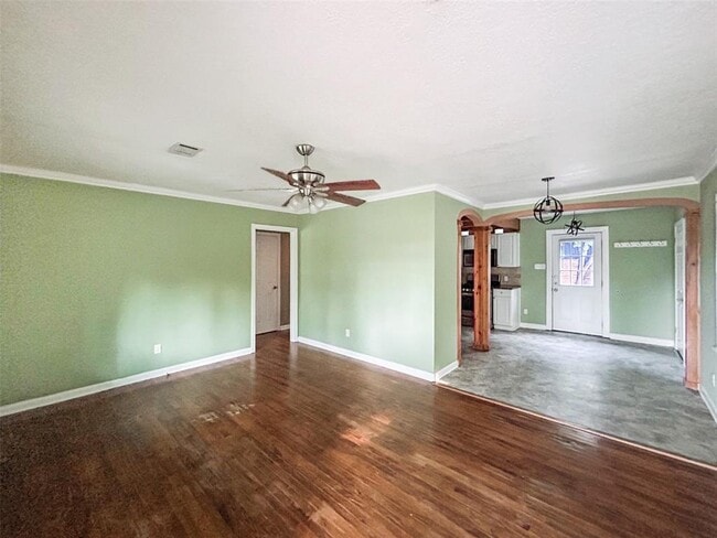 Foto del edificio - 805 Herndon Ln