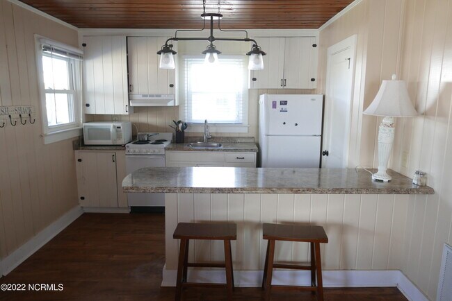 Building Photo - 509 W Bogue Blvd