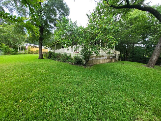 Building Photo - 30 Rdg Crk Dr