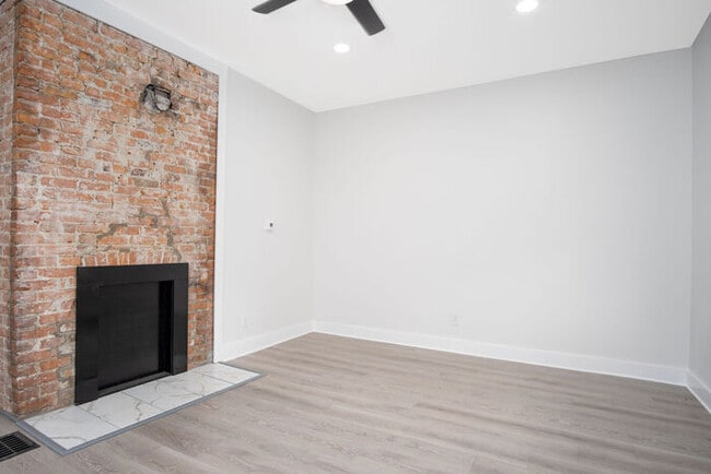 Foto del edificio - 633 E Whittier St
