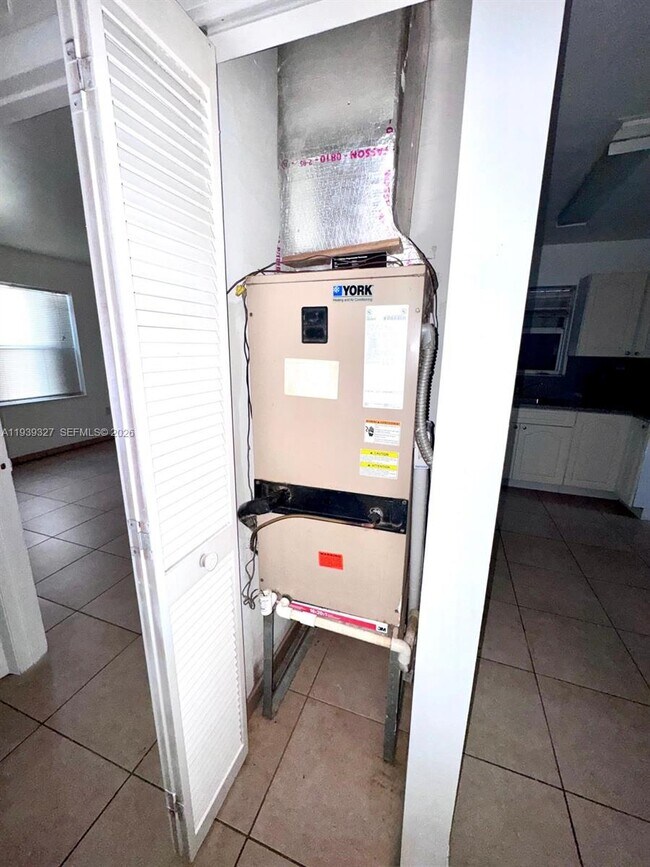 Foto del edificio - 14140 NE 2nd Ct