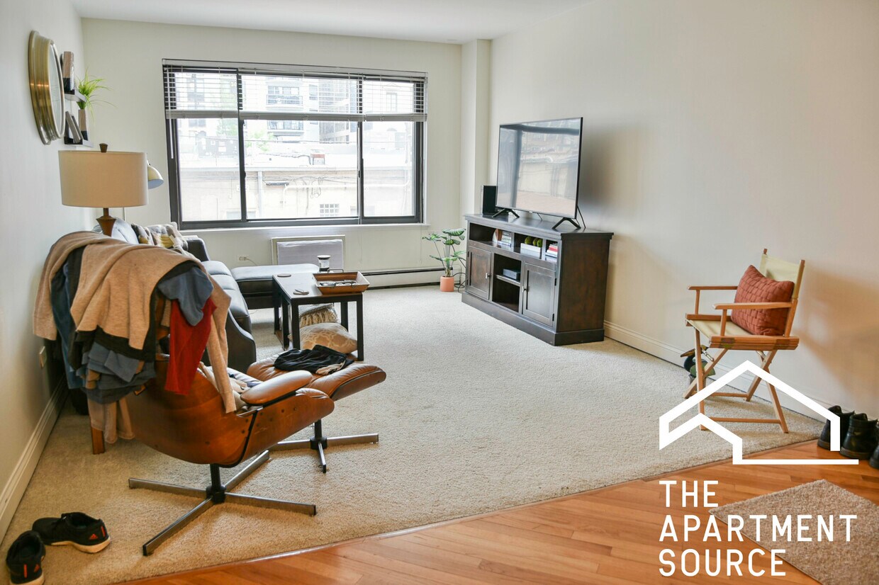 Foto principal - 607 W Wrightwood Ave