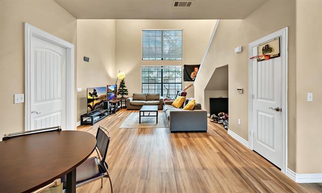 Foto del edificio - 2410 S 2nd St