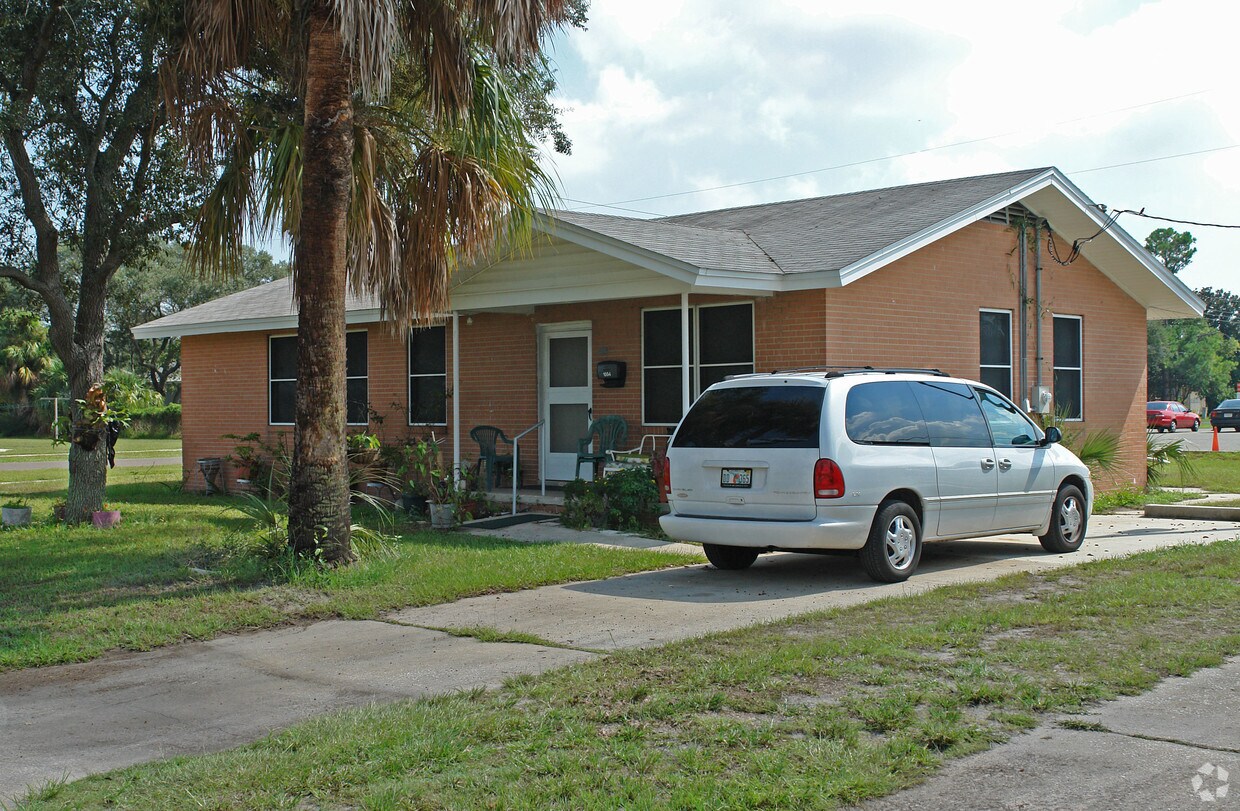 1010 S 11th St, Fernandina Beach, FL 32034 Apartments in Fernandina