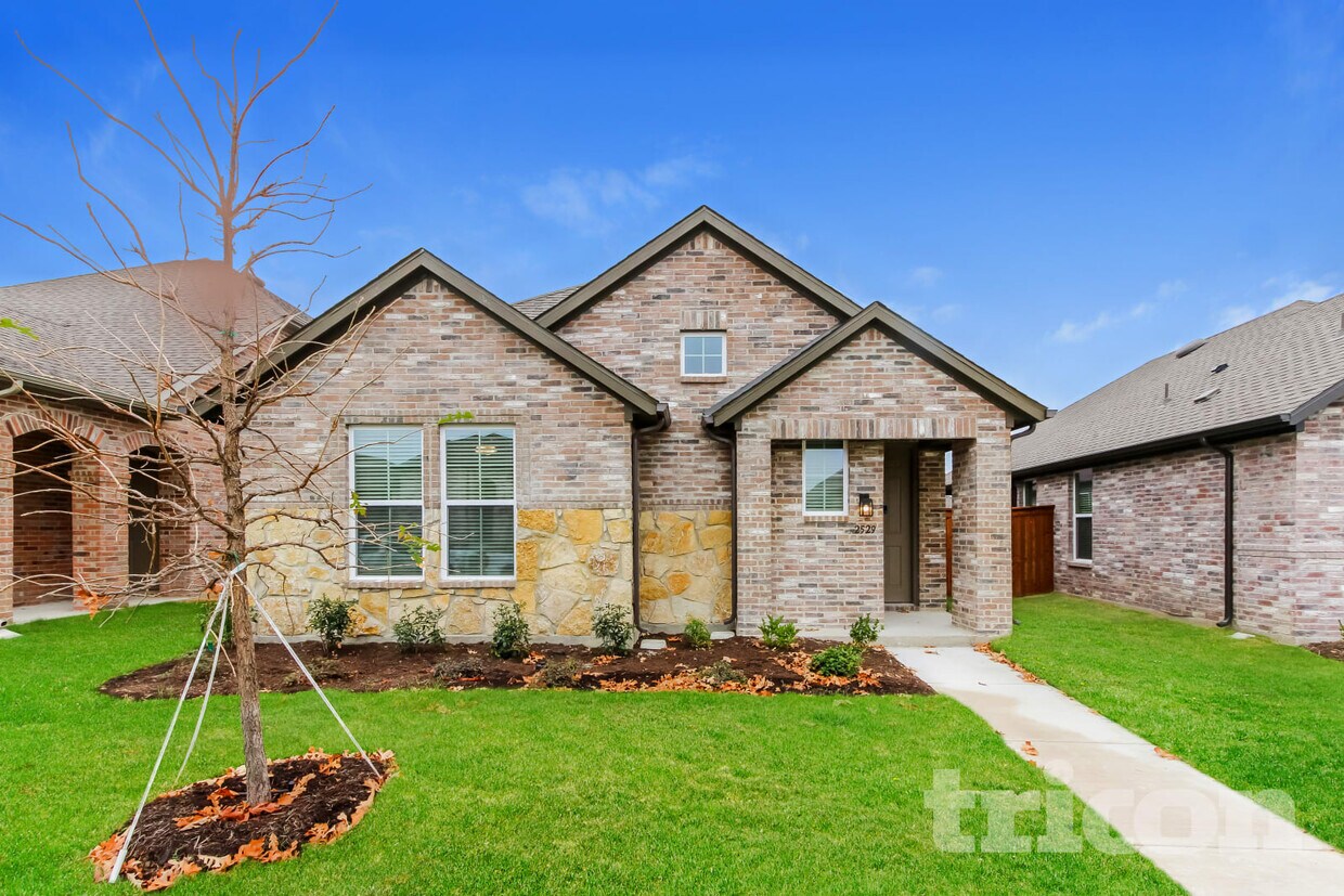 Primary Photo - 2529 Dulaney Dr