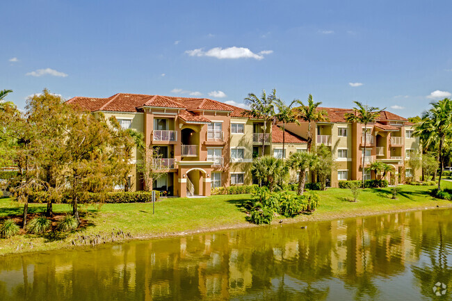 Building Photo - The Palms of Doral