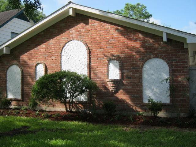 Primary Photo - 12715 W Club Ln