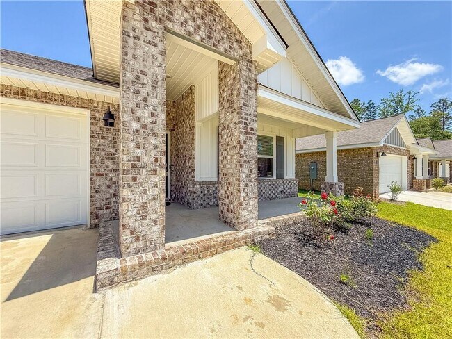 Building Photo - 5205 Pinyon Dr