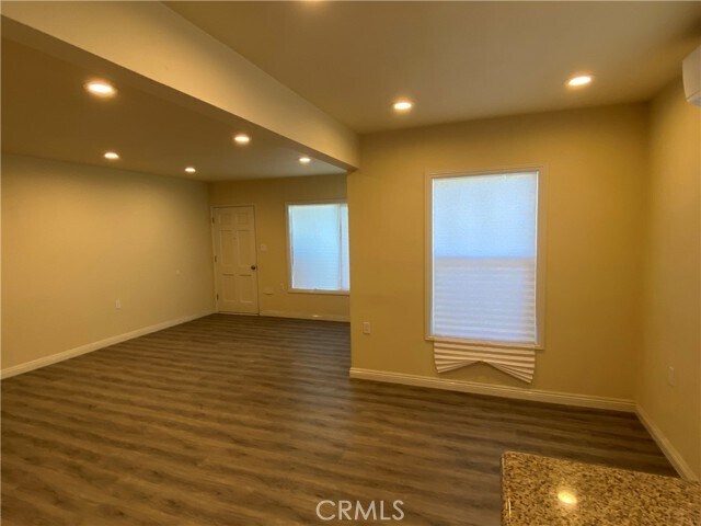 Foto del edificio - 7420 Vicki Dr