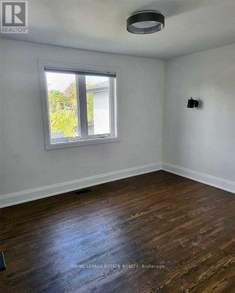 Building Photo - 149 Delta St