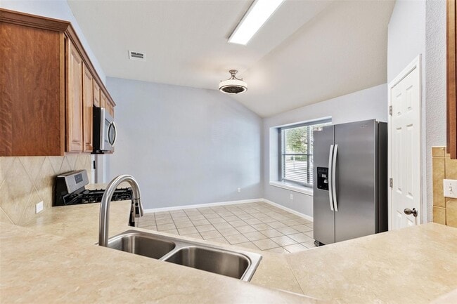 Building Photo - 4417 Bandice Ln