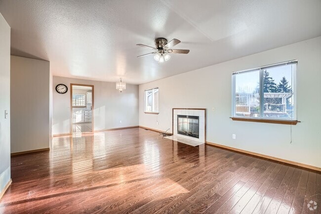 Building Photo - 5525 Renton Ave S